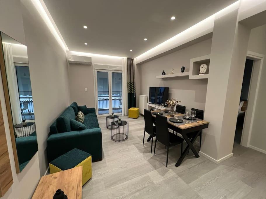 Luxury Apartment Near Acropolis Atina Dış mekan fotoğraf